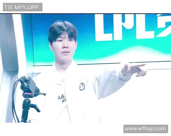 S15电竞总决赛热议JDG个人能力争议引发玩家热烈讨论与思考